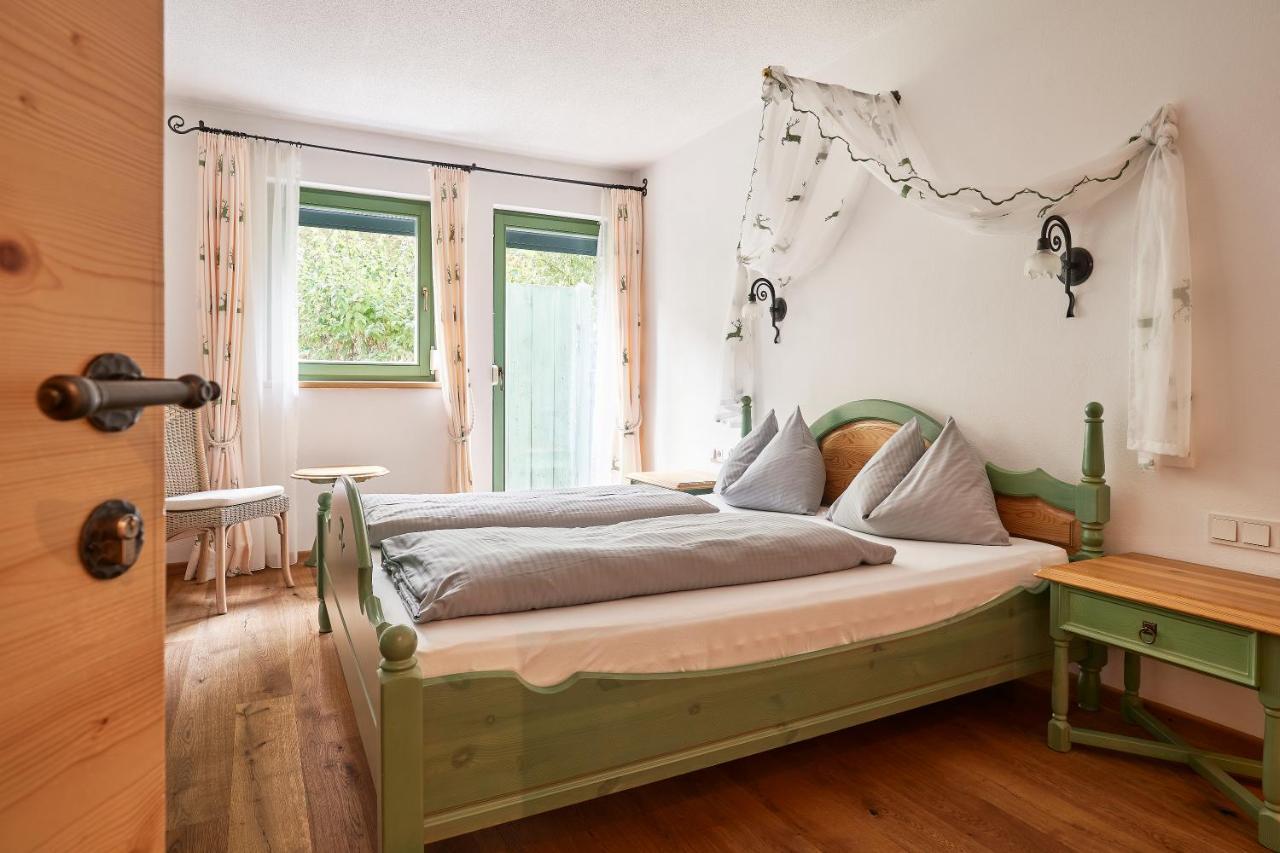 RosaMunde Apartments Leutasch Zimmer foto